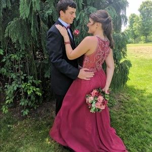 Red prom dress